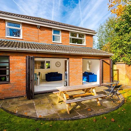 The Green- Beautiful & Spacious 5 Bed Detached In Worsley, Manchester Екстер'єр фото