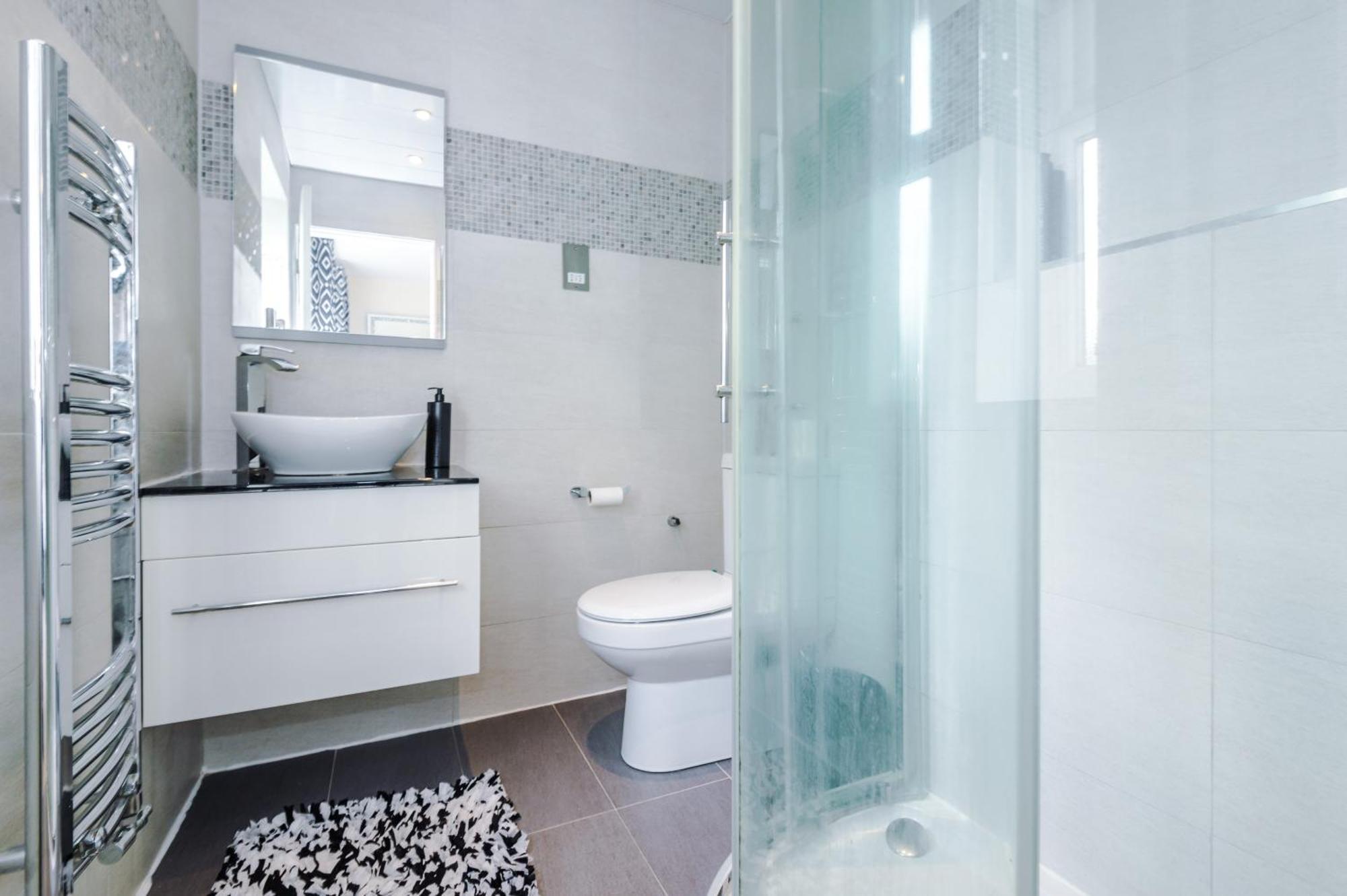 The Green- Beautiful & Spacious 5 Bed Detached In Worsley, Manchester Екстер'єр фото